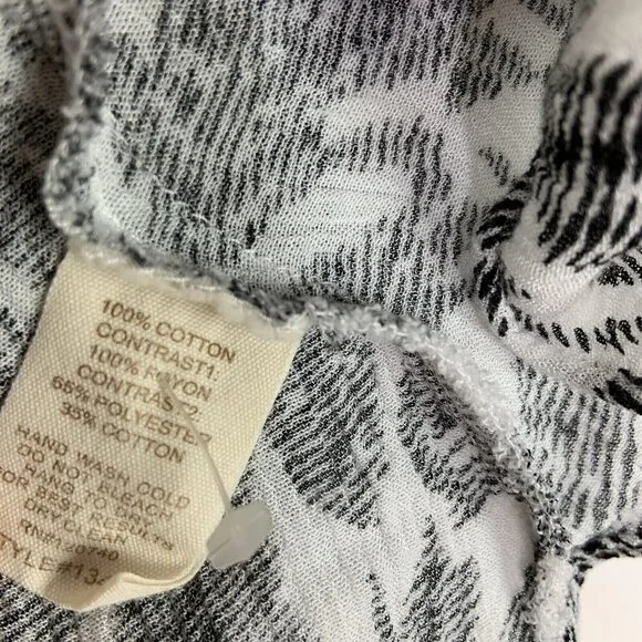 Mystree Gray Floral Top Womens Size Medium Lace Blouse Bohemian - Picture 4 of 7